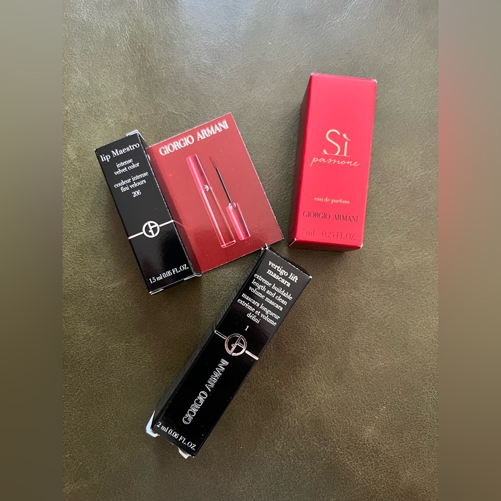 Sì Passione by Giorgio Armani Mini 7ml Lip Maestro 206 mini Vertigo Lift Mascara